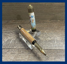 Load image into Gallery viewer, Honey Bee Rollerball/Fountain 11.7 Pen Components
