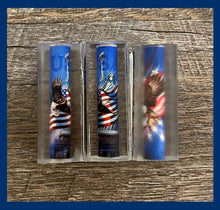 Load image into Gallery viewer, Patriotic Label Cast
